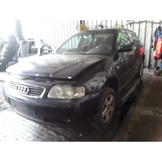 AUDI A3 (8L) '2003 1.6 AZUL