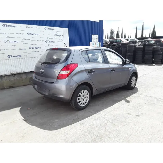 HYUNDAI I20 '2010 * GRIS