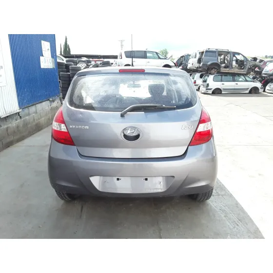 HYUNDAI I20 '2010 * GRIS