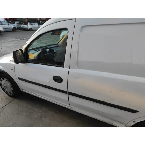 OPEL COMBO (CORSA C) '2011 1.3 16V CDTI BLANCO