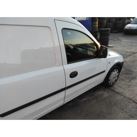 OPEL COMBO (CORSA C) '2011 1.3 16V CDTI BLANCO