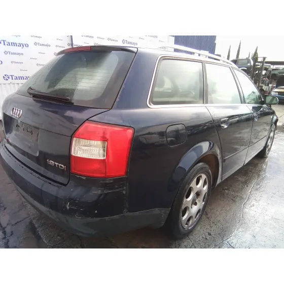 AUDI A4 AVANT (8E) '2004 1.9 TDI AZUL MARINO