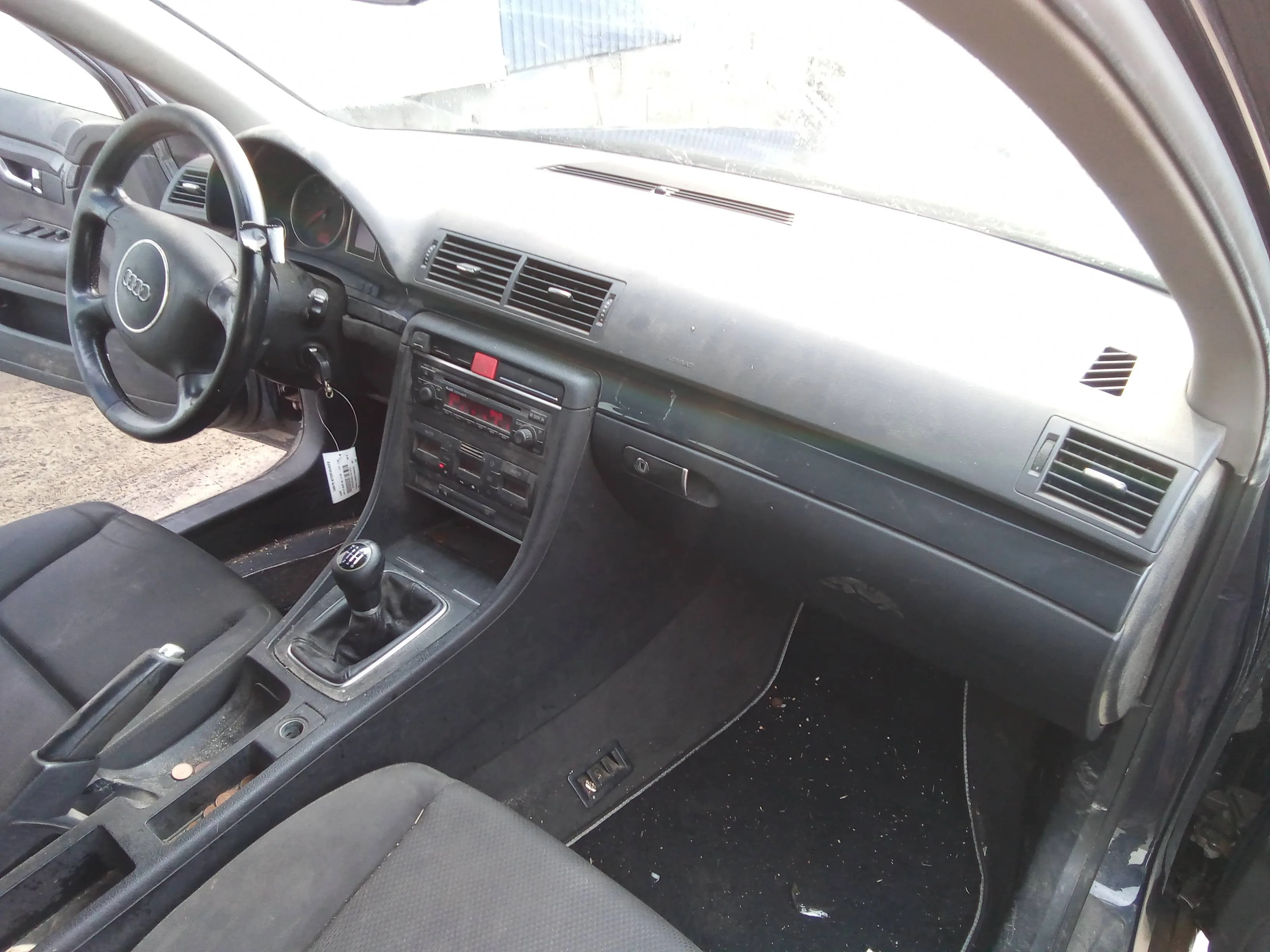 AUDI A4 AVANT (8E) AUDI A4 AVANT (8E) '2004 1.9 TDI AZUL MARINO 2001