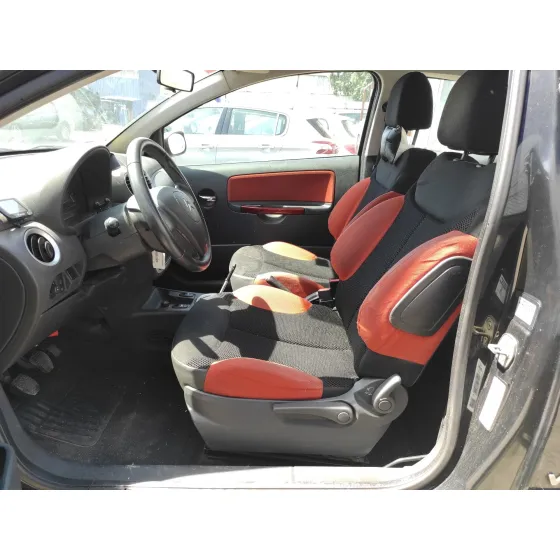 CITROEN C2 '2006 1.4 HDI NEGRO