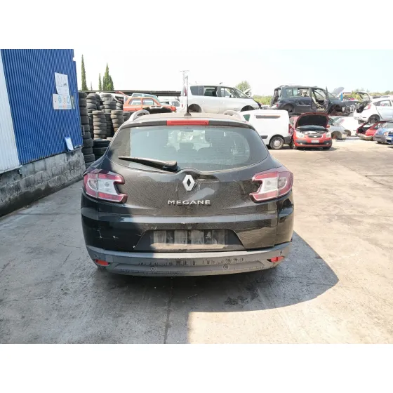 RENAULT MEGANE III BERLINA 5 P '2010 * NEGRO