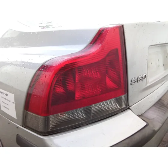 VOLVO S60 BERLINA '2003 2.4 CAT PLATA