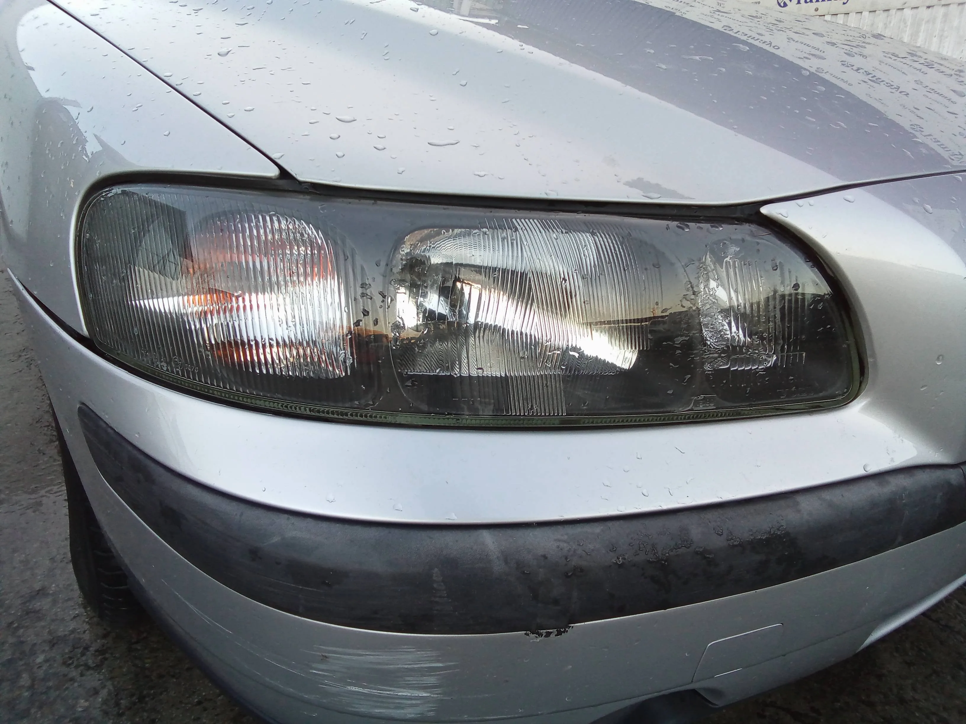 VOLVO S60 BERLINA '2003 2.4 CAT PLATA