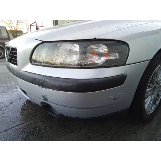 VOLVO S60 BERLINA '2003 2.4 CAT PLATA