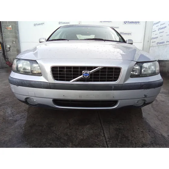 VOLVO S60 BERLINA '2003 2.4 CAT PLATA