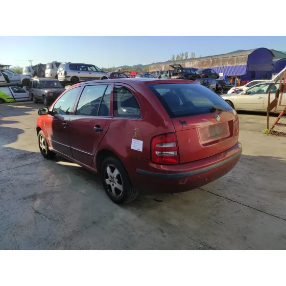 SKODA FABIA FAMILIAR (6Y5) '2002 * GRANATE