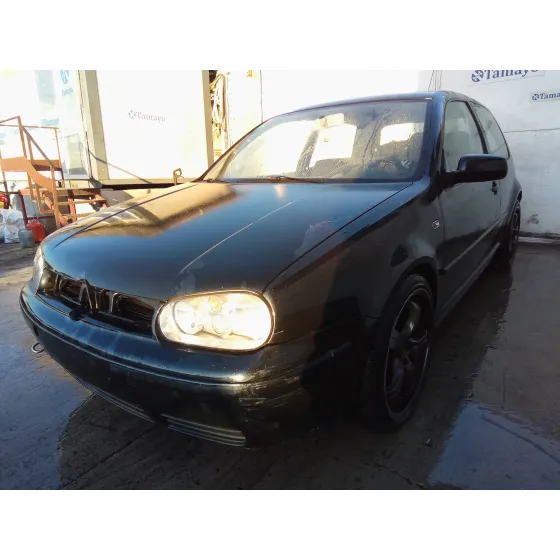 VOLKSWAGEN GOLF IV BERLINA (1J1) '2001 1.9 TDI NEGRO