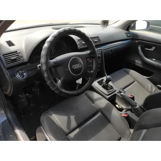 AUDI A4 BERLINA (8E) '2002 1.9 TDI GRIS