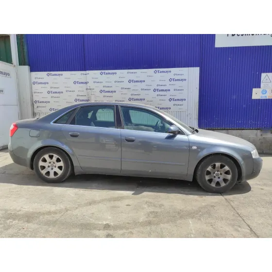AUDI A4 BERLINA (8E) '2002 1.9 TDI GRIS