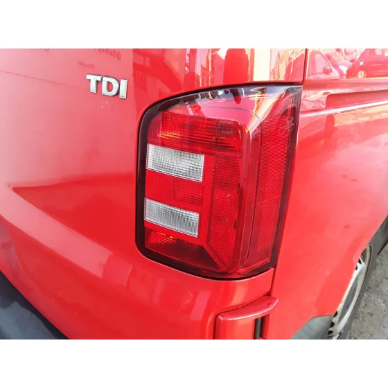 VOLKSWAGEN T6 TRANSPORTER '2017 2.0 TDI GRANATE-QUEMADO