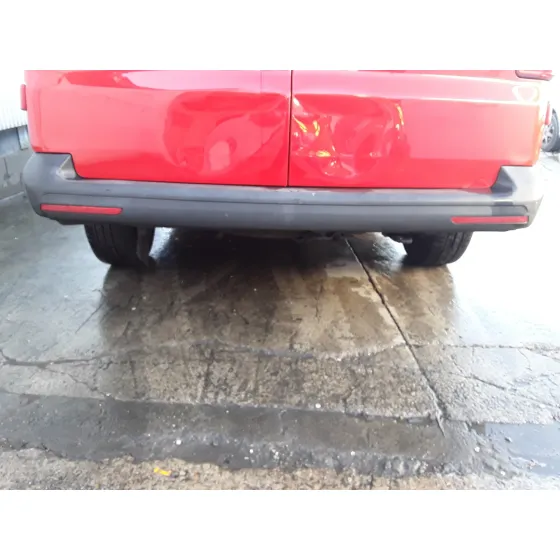 VOLKSWAGEN T6 TRANSPORTER '2017 2.0 TDI GRANATE-QUEMADO