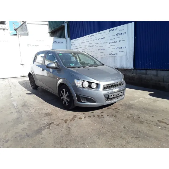 CHEVROLET AVEO BERLINA HATCHBACK '2013 * GRIS