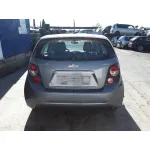 CHEVROLET AVEO BERLINA HATCHBACK CHEVROLET AVEO BERLINA HATCHBACK '2013 * GRIS 2011