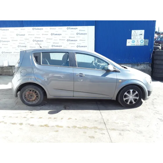 CHEVROLET AVEO BERLINA HATCHBACK '2013 * GRIS