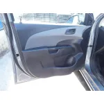 CHEVROLET AVEO BERLINA HATCHBACK CHEVROLET AVEO BERLINA HATCHBACK '2013 * GRIS 2011