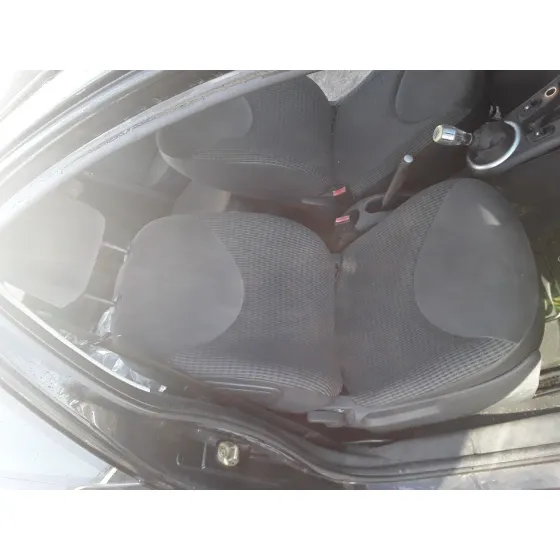 CITROEN C2 '2006 1.4 NEGRO