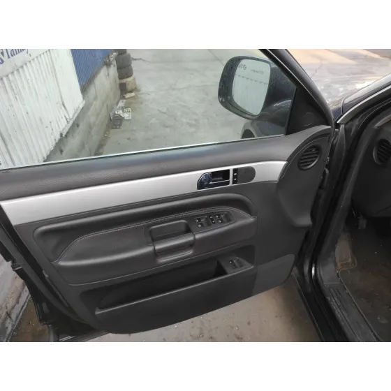 VOLKSWAGEN TOUAREG (7L6) '2007 2.5 TDI DPF NEGRO
