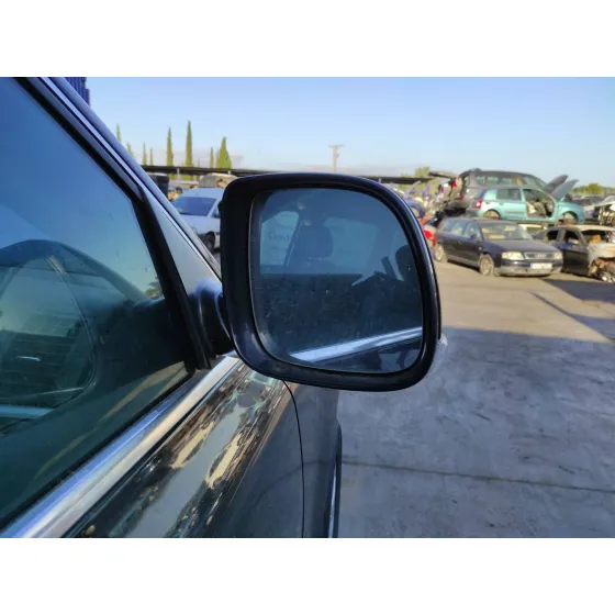 VOLKSWAGEN TOUAREG (7L6) '2007 2.5 TDI DPF NEGRO