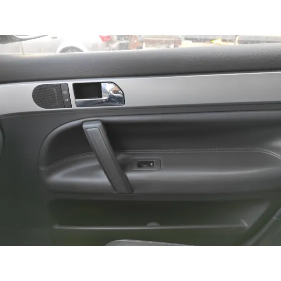 VOLKSWAGEN TOUAREG (7L6) '2007 2.5 TDI DPF NEGRO