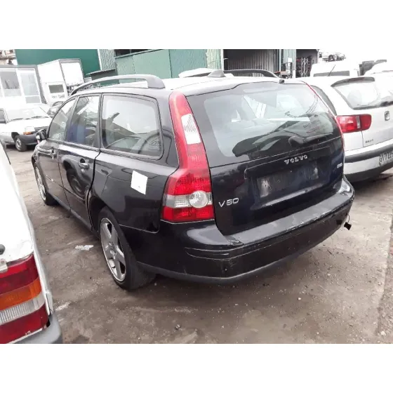 VOLVO V50 FAMILIAR '2005 2.0 DIESEL CAT NEGRO