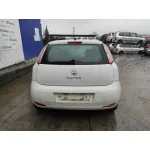 FIAT PUNTO (199) FIAT PUNTO (199) '2013 * BLANCO 0