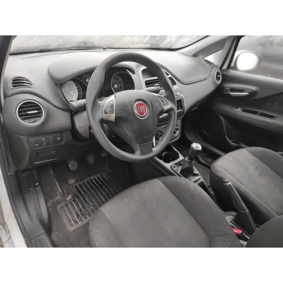 FIAT PUNTO (199) '2013 * BLANCO
