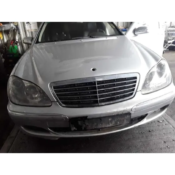 MERCEDES CLASE S (W220) BERLINA '2004 4.0 CDI 32V CAT PLATA