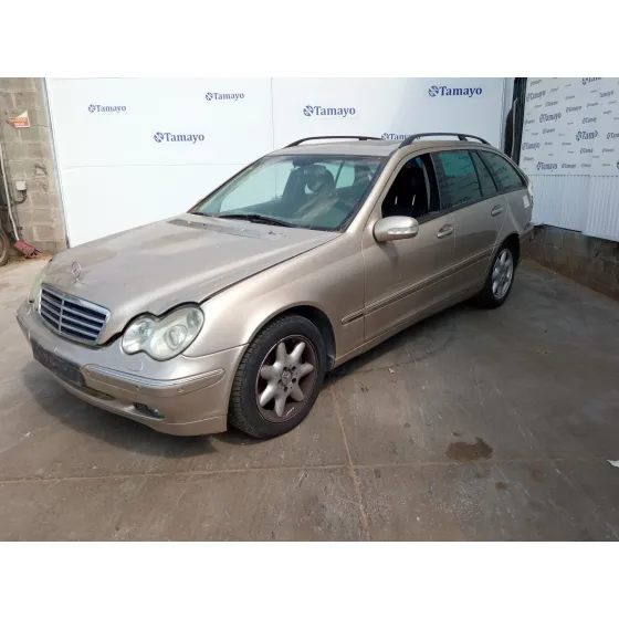MERCEDES CLASE C (W203) FAMILIAR '2002 2.6 CAT DORADO