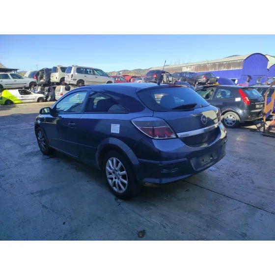 OPEL ASTRA GTC '2006 * GRIS