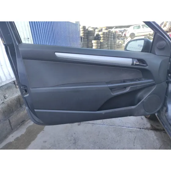 OPEL ASTRA GTC '2006 * GRIS