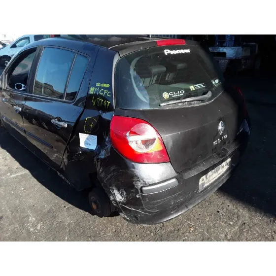 RENAULT CLIO III '2006 1.2 NEGRO