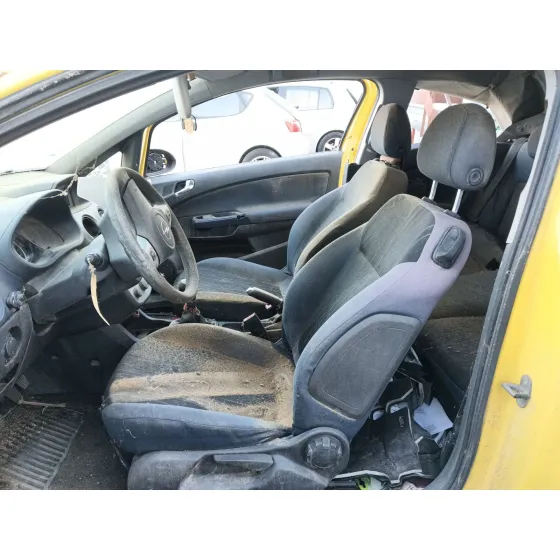 OPEL CORSA D '2009 * AMARILLO