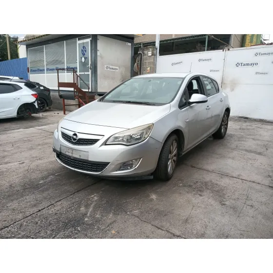 Opel ASTRA J (P10) 2009