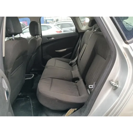 Opel ASTRA J (P10) 2009