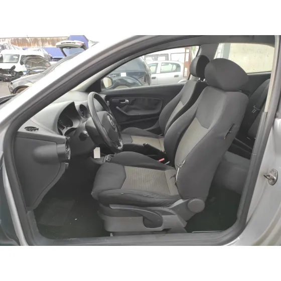 SEAT IBIZA (6L1) '2005 * PLATA