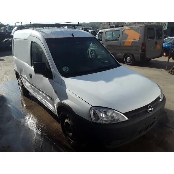 OPEL COMBO (CORSA C) '2007 1.3 16V CDTI BLANCA