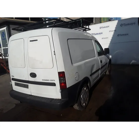 OPEL COMBO (CORSA C) '2007 1.3 16V CDTI BLANCA