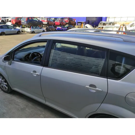 TOYOTA COROLLA VERSO (R1) '2005 1.8 16V CAT PLATA