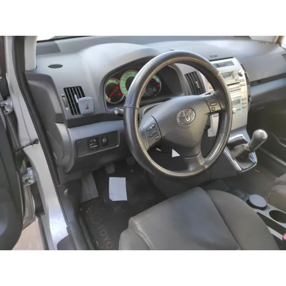 TOYOTA COROLLA VERSO (R1) '2005 1.8 16V CAT PLATA