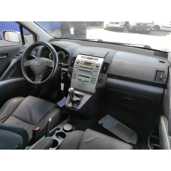 TOYOTA COROLLA VERSO (R1) '2005 1.8 16V CAT PLATA