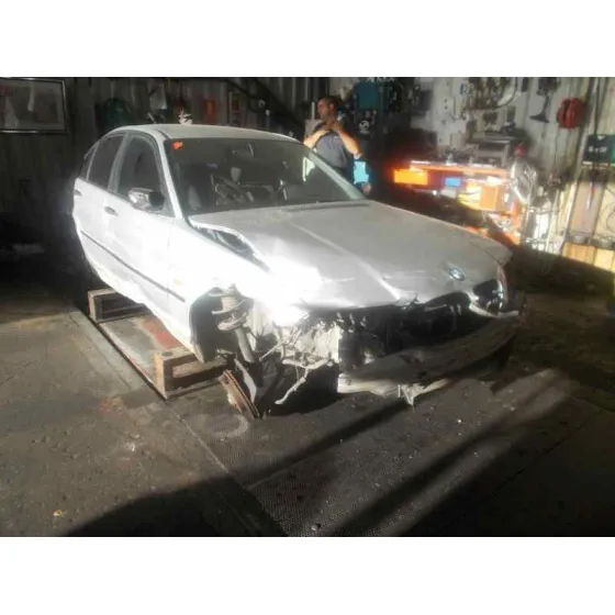 BMW SERIE 3 BERLINA (E46) '2001 2.0 16V DIESEL CAT PLATA