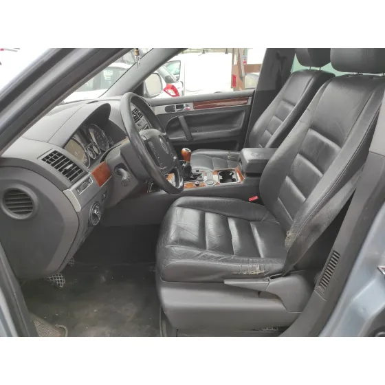 VOLKSWAGEN TOUAREG (7LA) '2004 2.5 TDI PLATA