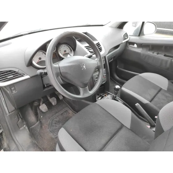PEUGEOT 207 '2007 1.4 16V CAT (KFU / ET3J4) NEGRO