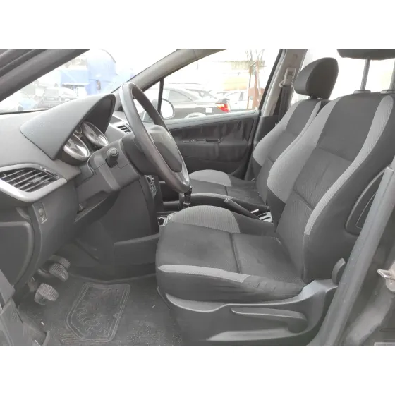 PEUGEOT 207 '2007 1.4 16V CAT (KFU / ET3J4) NEGRO