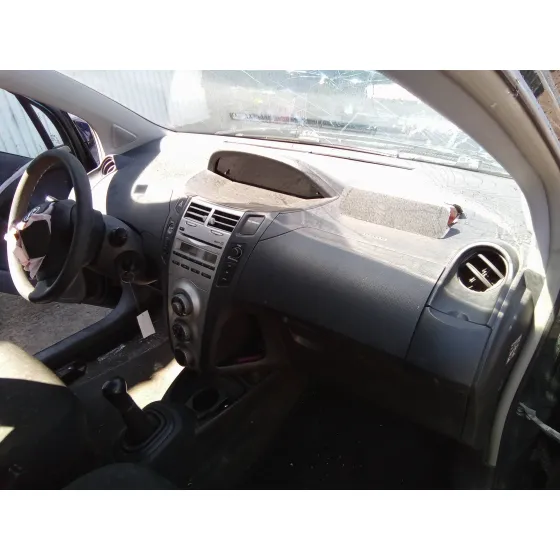 TOYOTA YARIS (KSP9/SCP9/NLP9) '2007 1.4 TURBODIESEL CAT VERDE