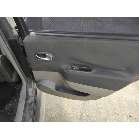 RENAULT SCENIC II '2004 1.9 DCI DIESEL NEGRO